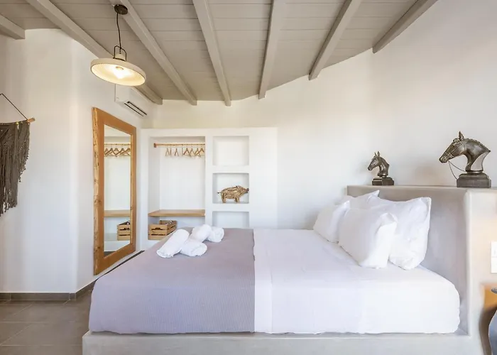 Aletro * Mykonos Town